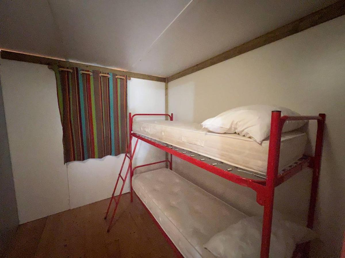 ホテルCabana Camp マッサ エクステリア 写真